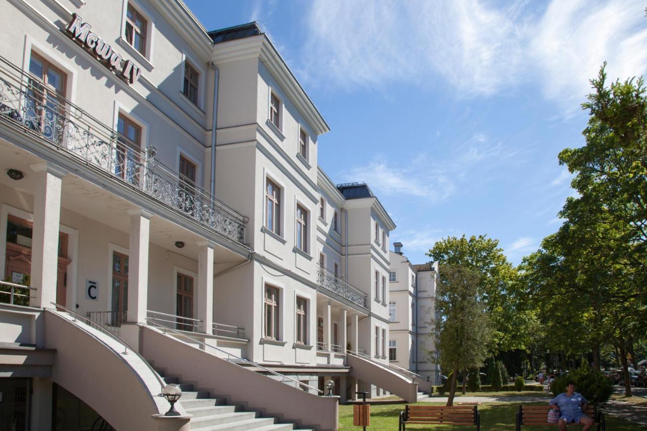 Готель Sanatorium Mewa Колобжег Екстер'єр фото